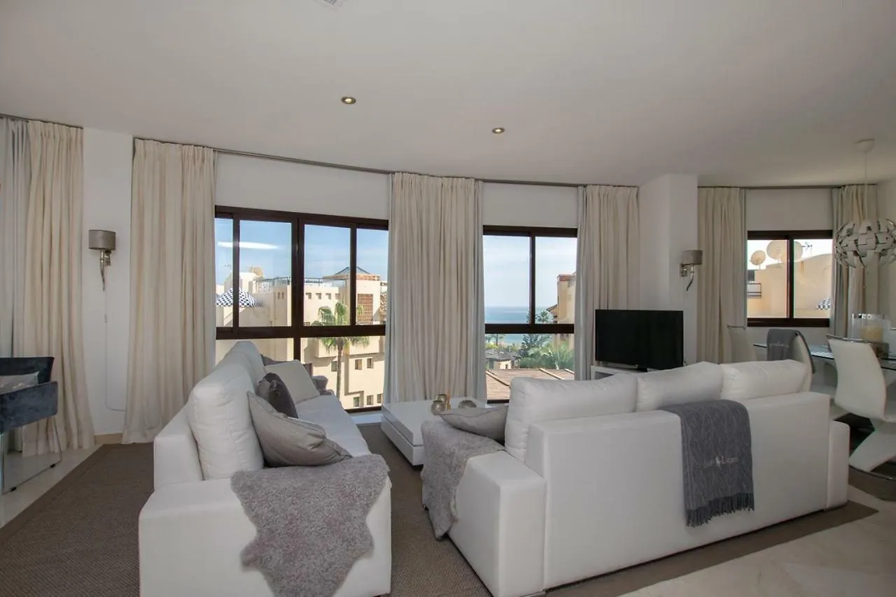 Bellavista Marbella - Stunning Beachside Luxury Penthouse Apartment Estepona Španělsko